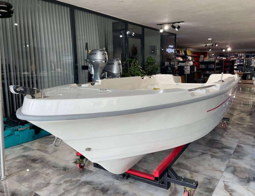 Safter 400 Standart Aksesuarlı Tekne - 4